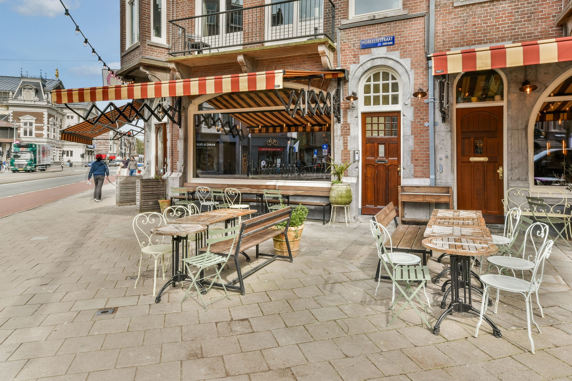 Foto 42 van Moreelsestraat 1-C