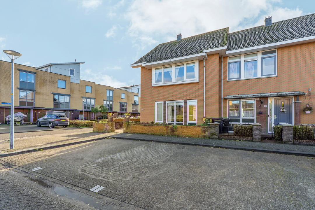 Foto 56 van Piloot Stormstraat 32