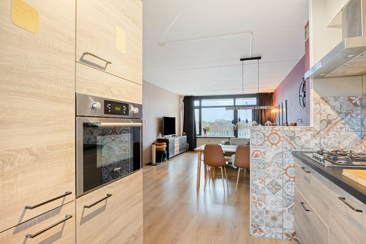 Foto 9 van Venusstraat 304