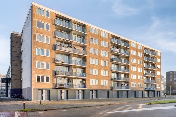 Foto 30 van Venusstraat 304