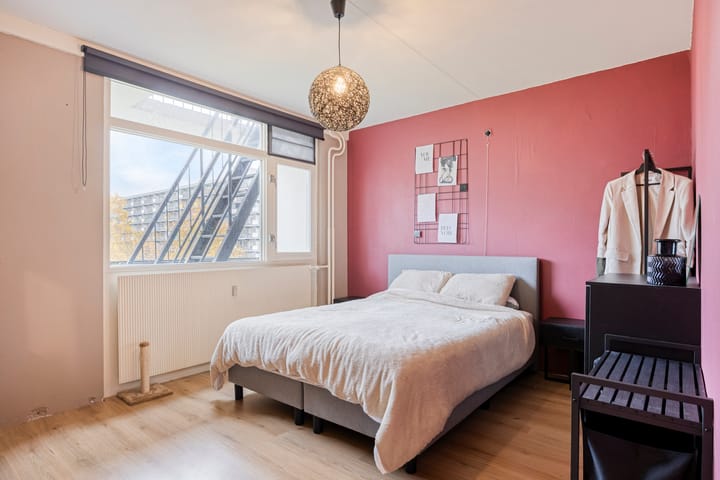 Foto 15 van Venusstraat 304