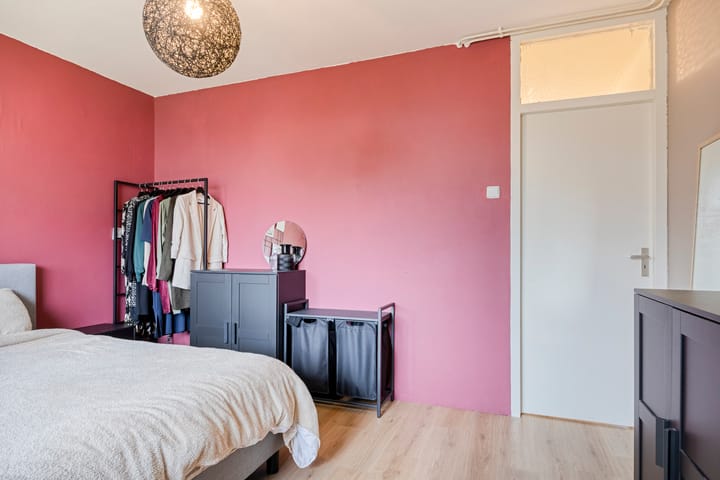 Foto 16 van Venusstraat 304