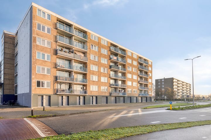 Foto 28 van Venusstraat 304