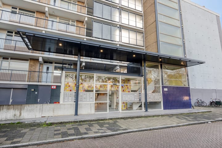 Foto 25 van Venusstraat 304