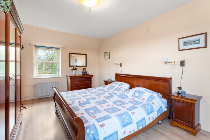 Photo 31 of Slingebeekstraat 104