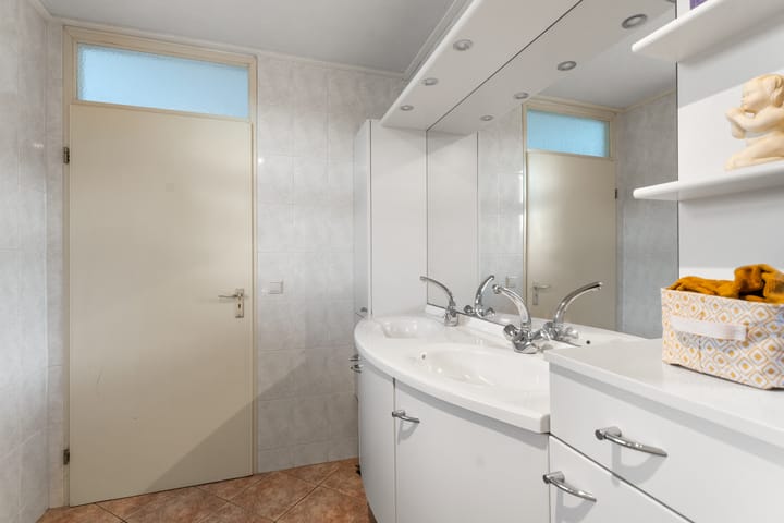 Photo 37 of Slingebeekstraat 104