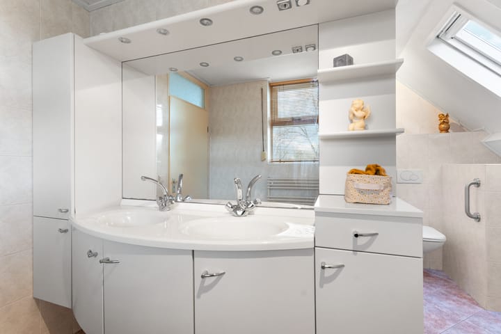 Photo 38 of Slingebeekstraat 104