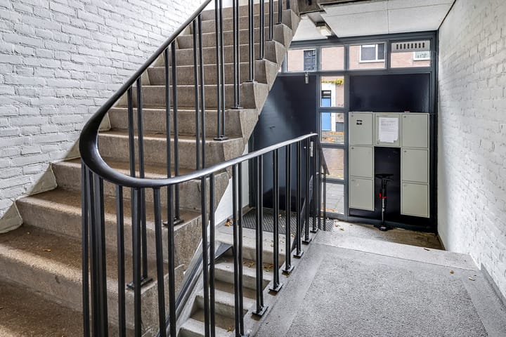 Photo 3 of Semmelinkstraat 2