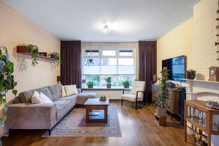 Photo 2 of Wieger van den Bosstraat 2