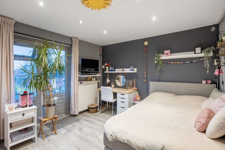 Photo 27 of Wieger van den Bosstraat 2