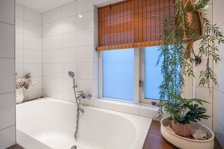 Photo 35 of Wieger van den Bosstraat 2