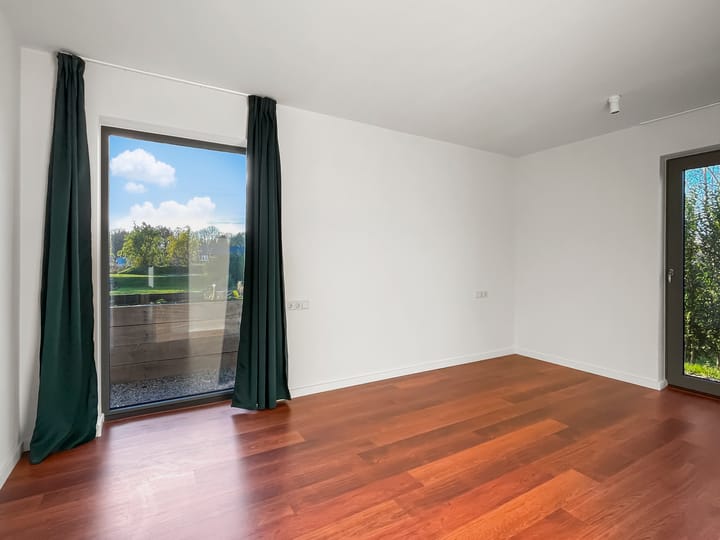 Photo 14 of Charles Darwinstraat 9