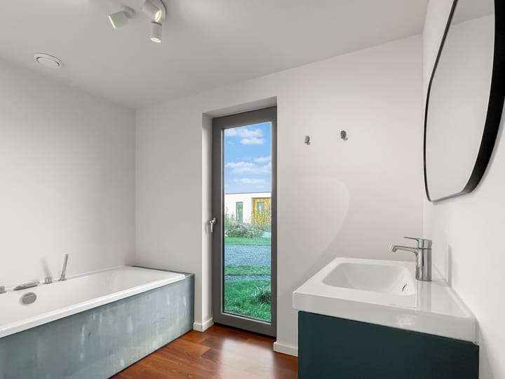 Photo 25 of Charles Darwinstraat 9