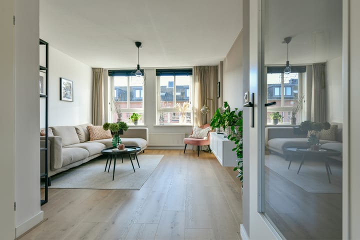 Photo 12 of Joris van Andringastraat 24-2