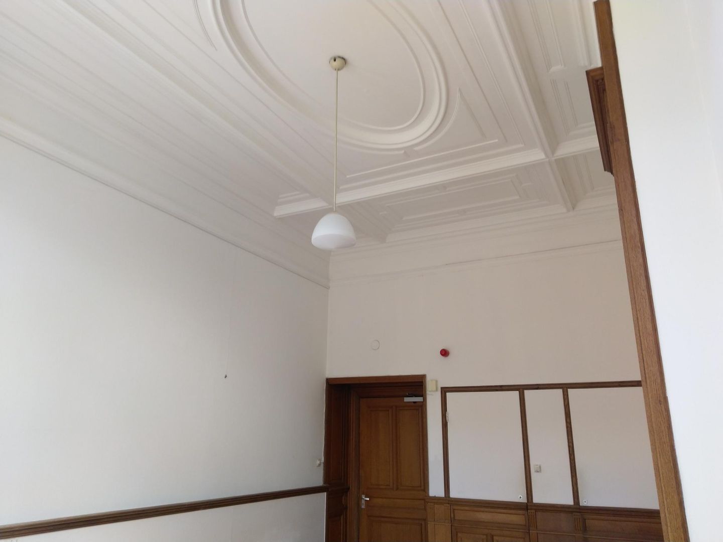 View photo 5 of Van Diemenstraat 202