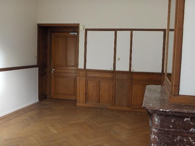 View photo 3 of Van Diemenstraat 202