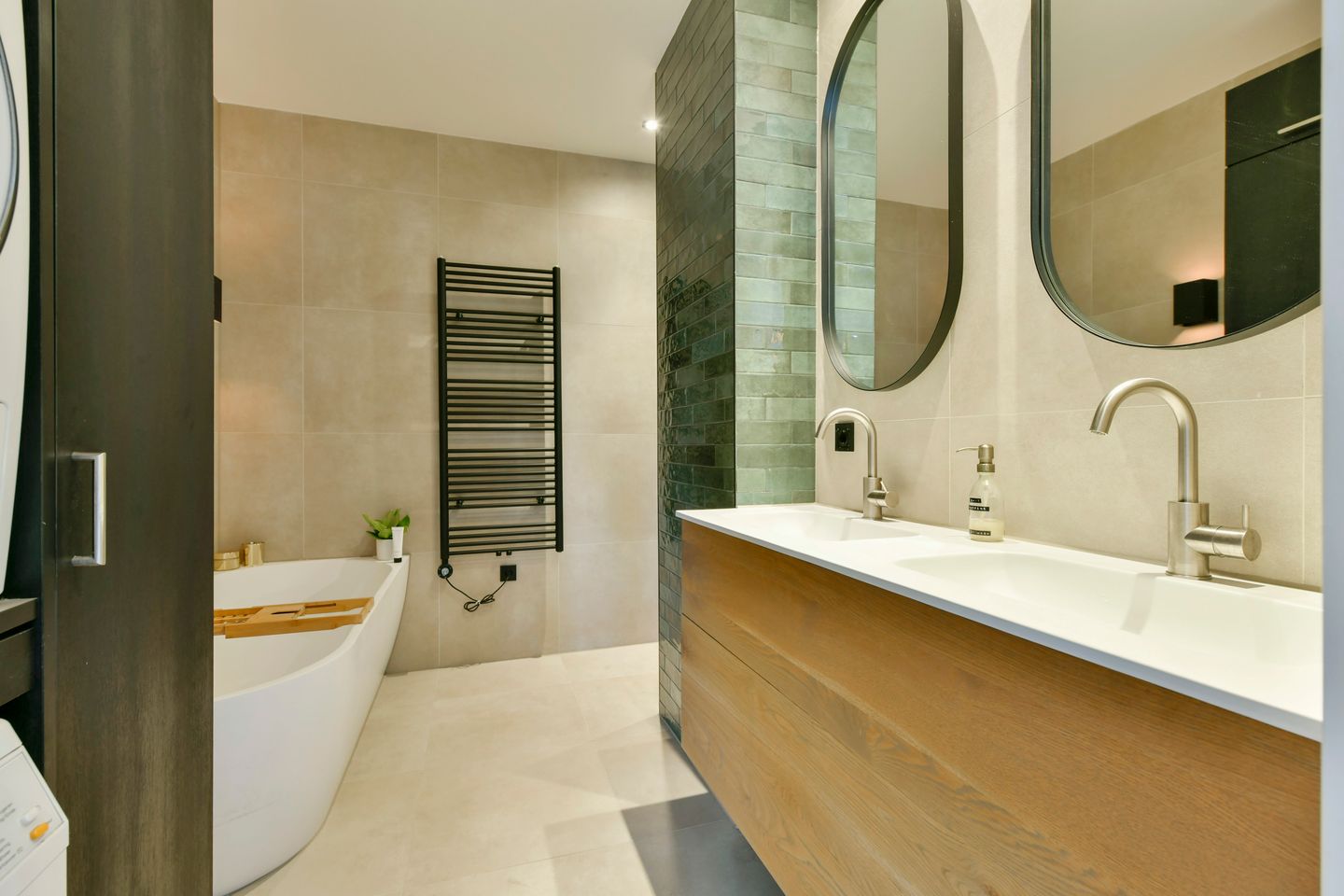 Photo 29 of Cornelis Krusemanstraat 23-3