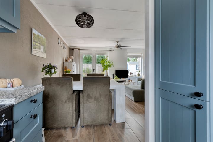 Photo 20 of Julianastraat 5