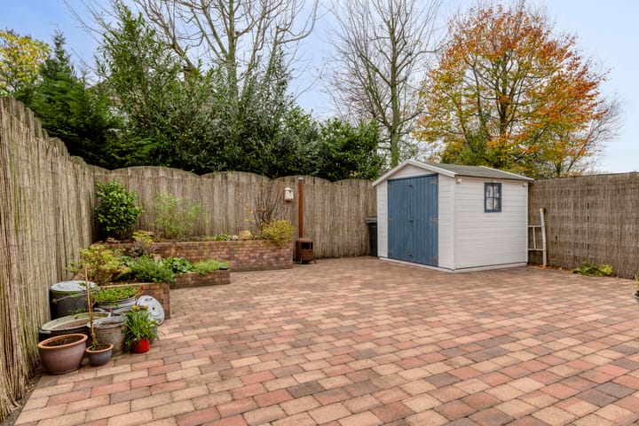 Photo 40 of Julianastraat 5