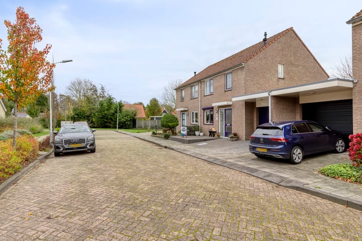 Photo 5 of Julianastraat 5