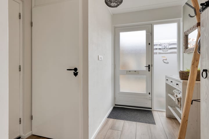 Photo 10 of Julianastraat 5