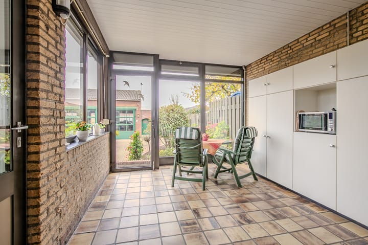 Photo 9 of Schout Offermanstraat 33