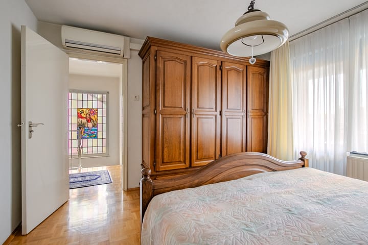 Photo 19 of Schout Offermanstraat 33