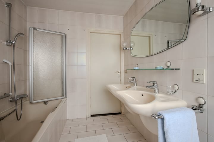 Photo 25 of Schout Offermanstraat 33