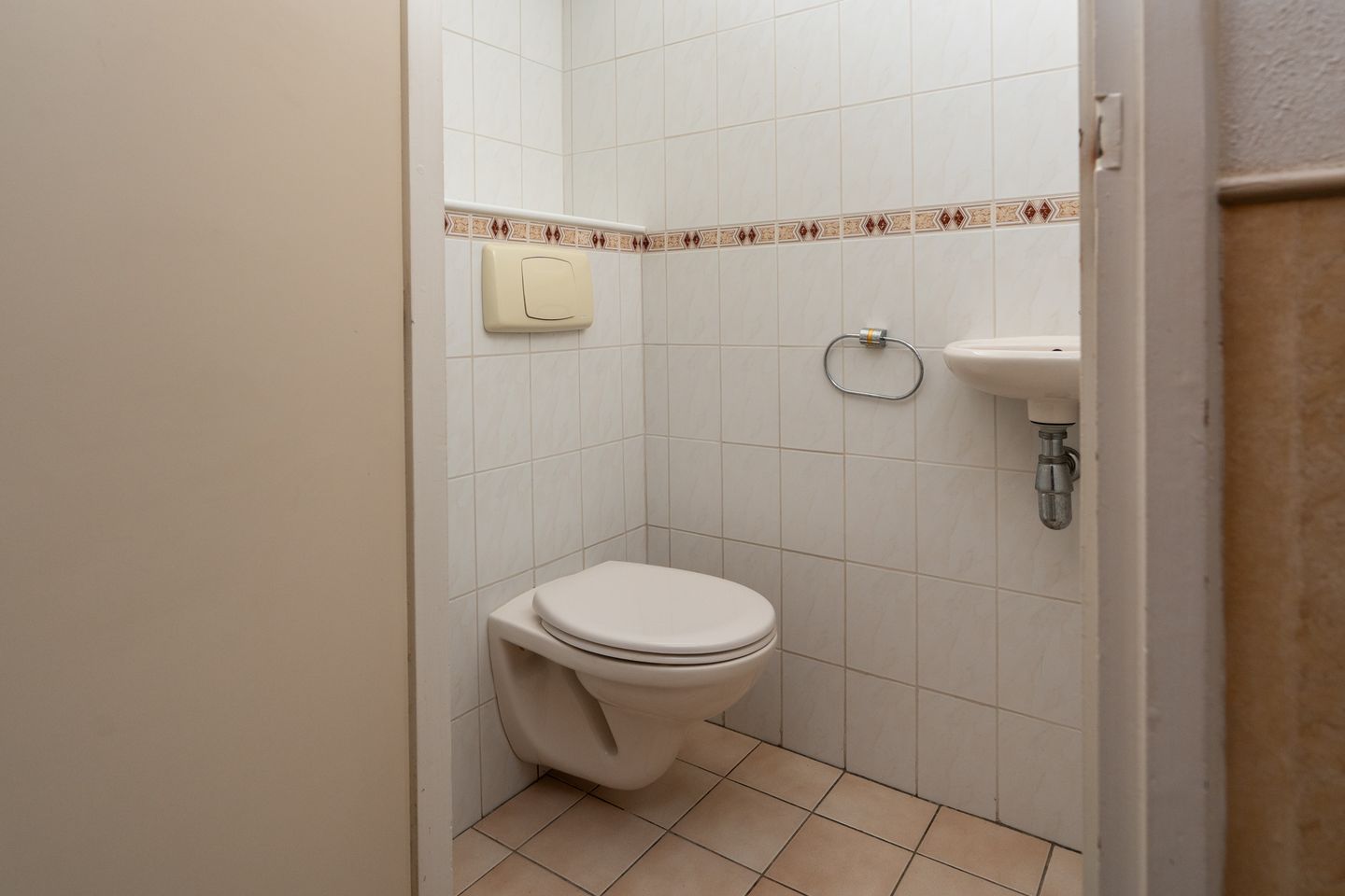 Foto 19 van Schuttevaerstraat 7