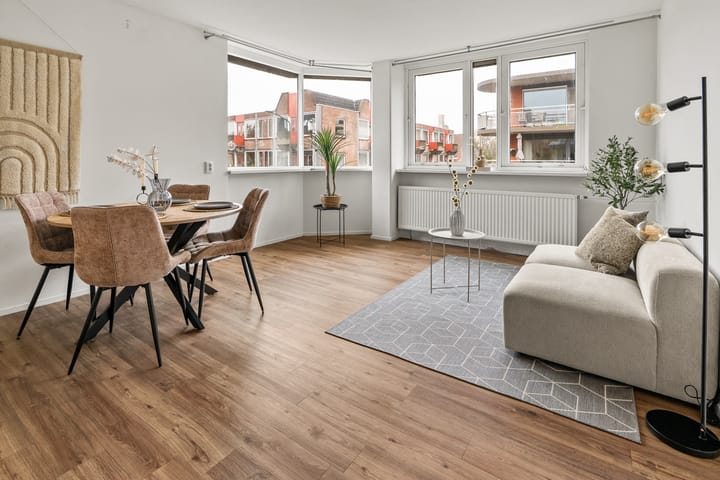 Photo 3 of Steynlaan 19-H