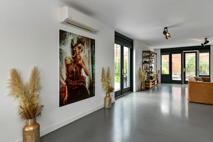 Foto 13 van Regenboog 231