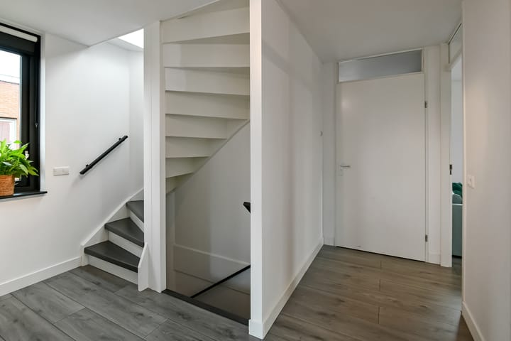 Foto 25 van Regenboog 231