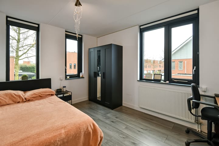 Foto 26 van Regenboog 231