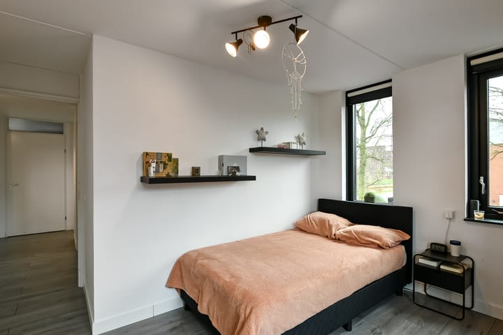 Foto 27 van Regenboog 231