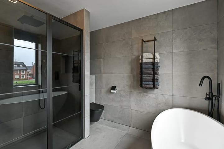 Foto 32 van Regenboog 231