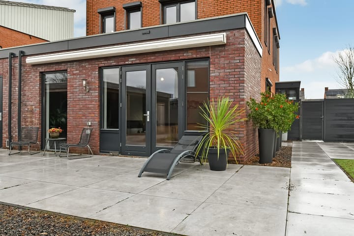 Foto 45 van Regenboog 231