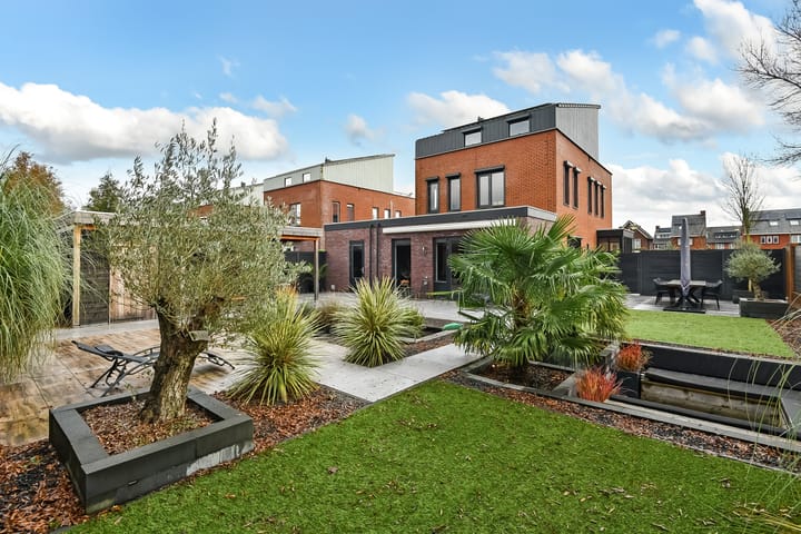 Foto 53 van Regenboog 231