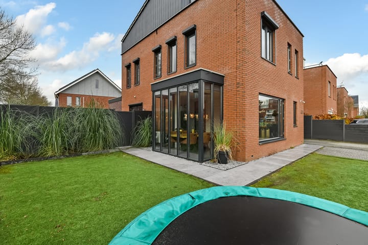 Foto 54 van Regenboog 231