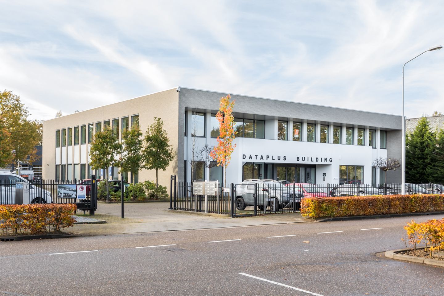 View photo 1 of Van Dijklaan 7