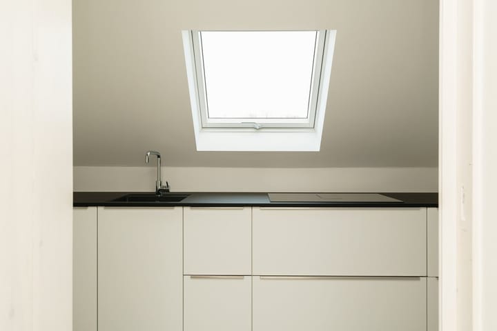 Photo 12 of Burgemeester van den Boschstraat 44-F