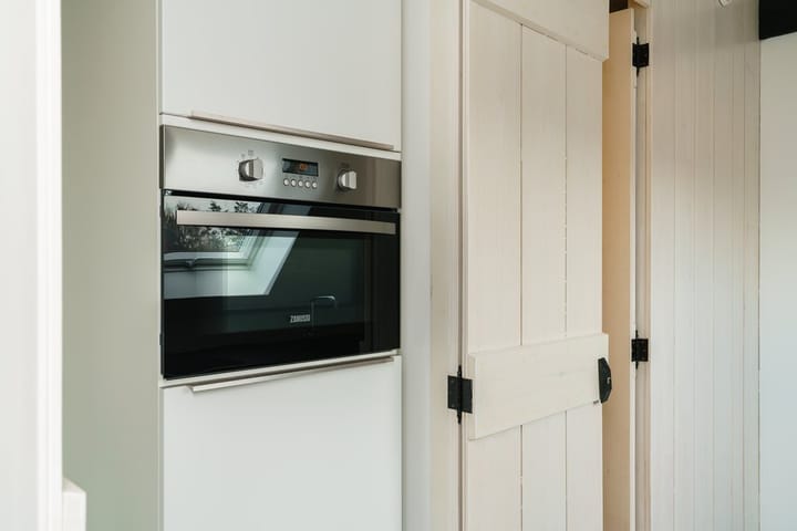 Photo 13 of Burgemeester van den Boschstraat 44-F