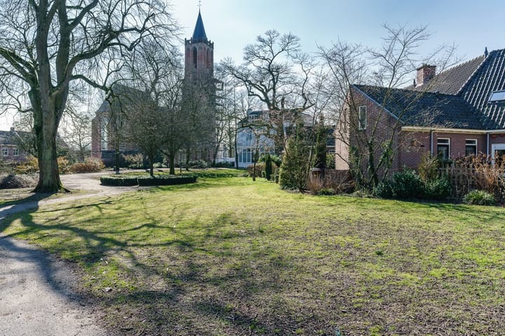 Photo 20 of Burgemeester van den Boschstraat 44-F