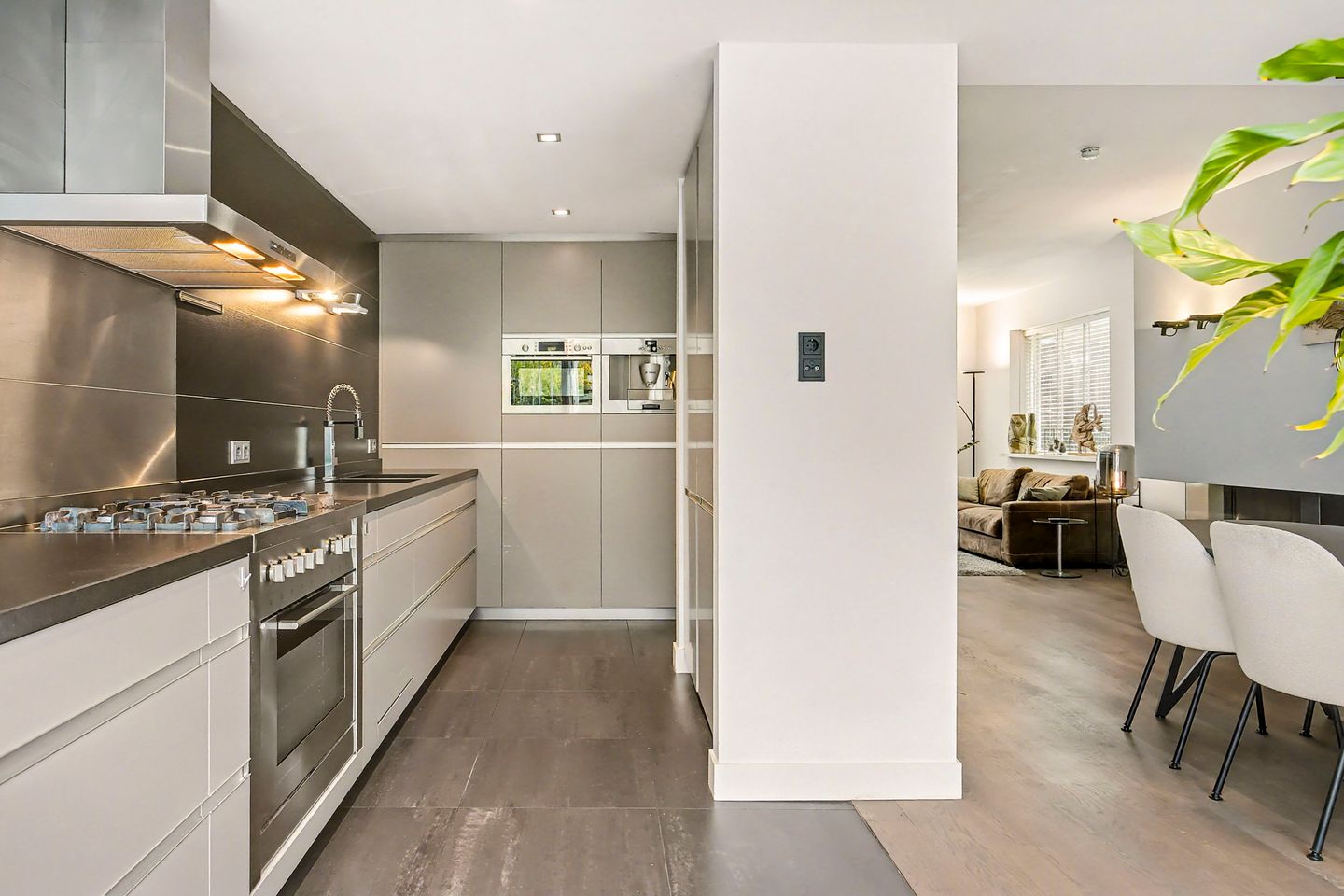 Foto 14 van Diedenweg 67