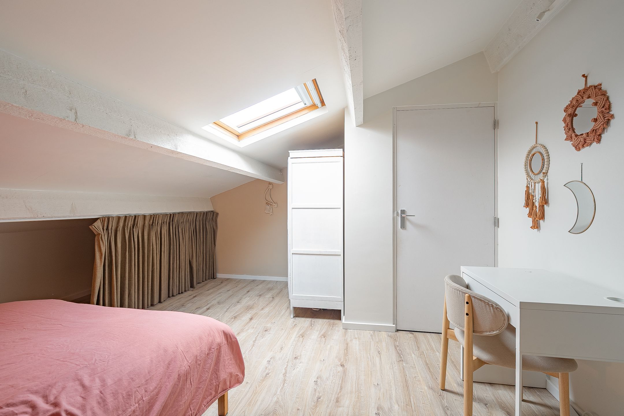 Foto 15 van Montfortanenplein 21