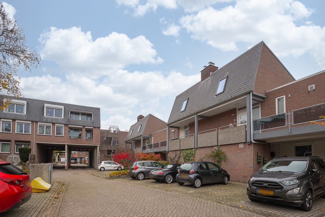 Foto 23 van Montfortanenplein 21