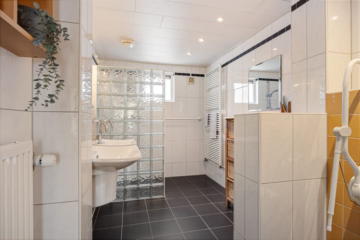 Photo 31 of Varviksingel 188