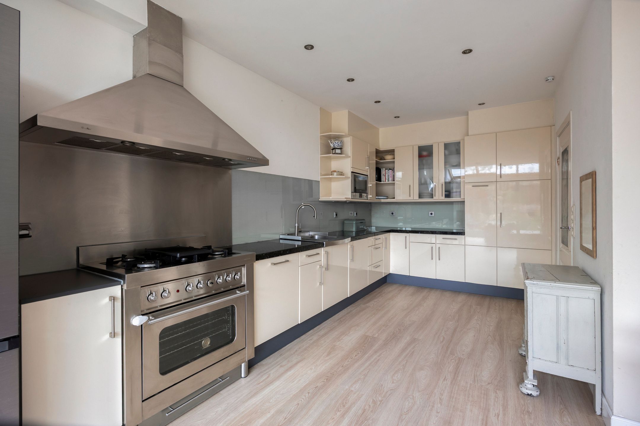 Foto 15 van Tuinlaan 42