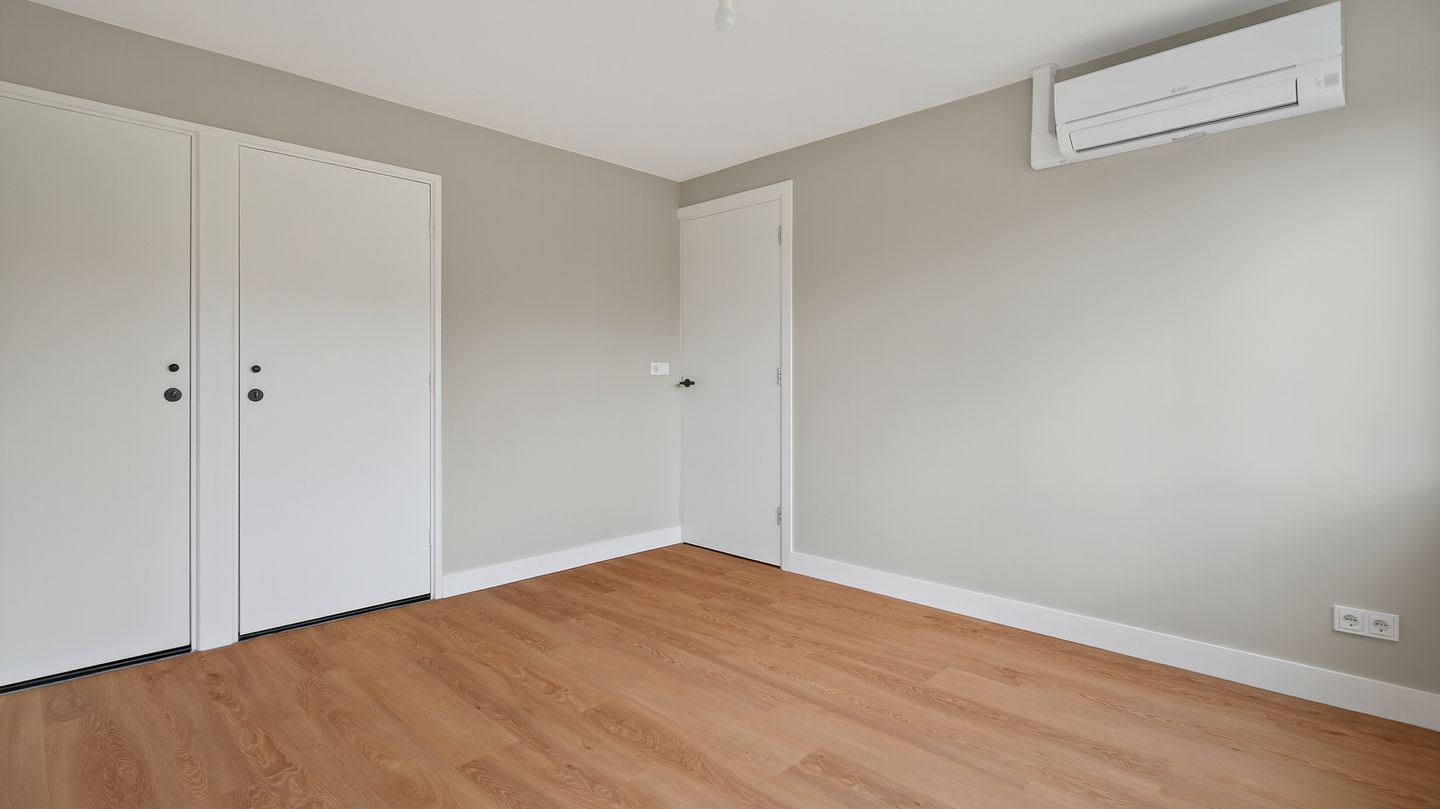 Photo 25 of Almeloseweg 182-A