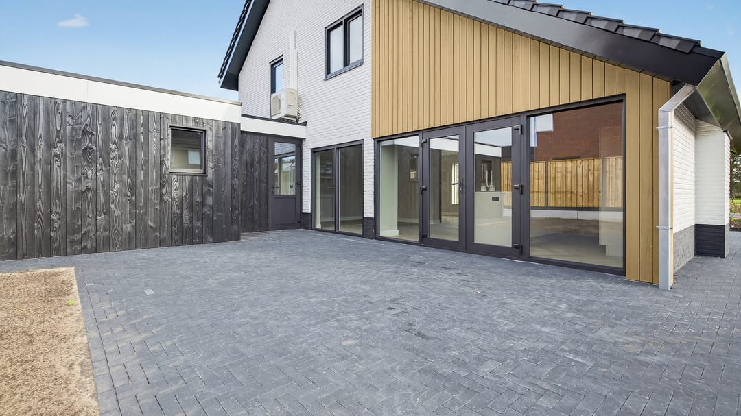 Photo 38 of Almeloseweg 182-A