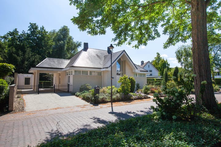 Photo 9 of De Eelinkes 37